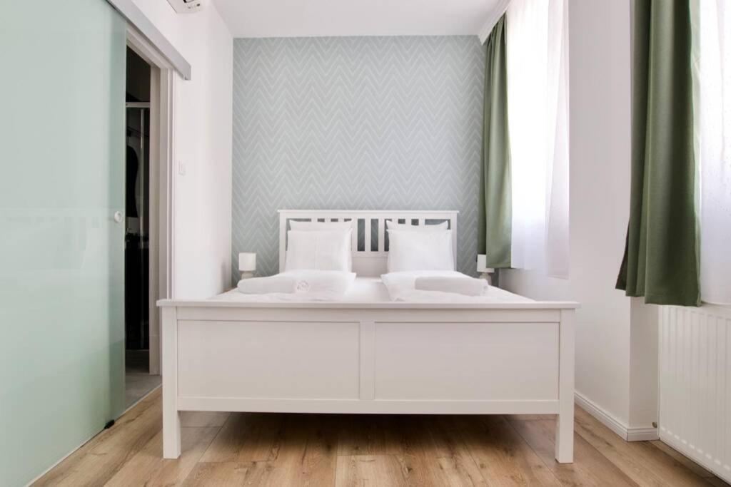 Lejlighed Premium By Hi5-vaci Str. 3 Bedroom Budapest